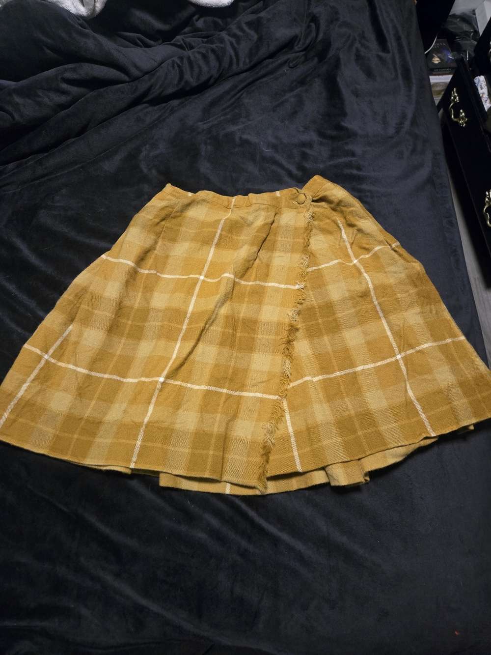 Vintage Aljean Canada Pure Virgin Wool Plaid Kilt Skirt Mustard Gold Tartan XS